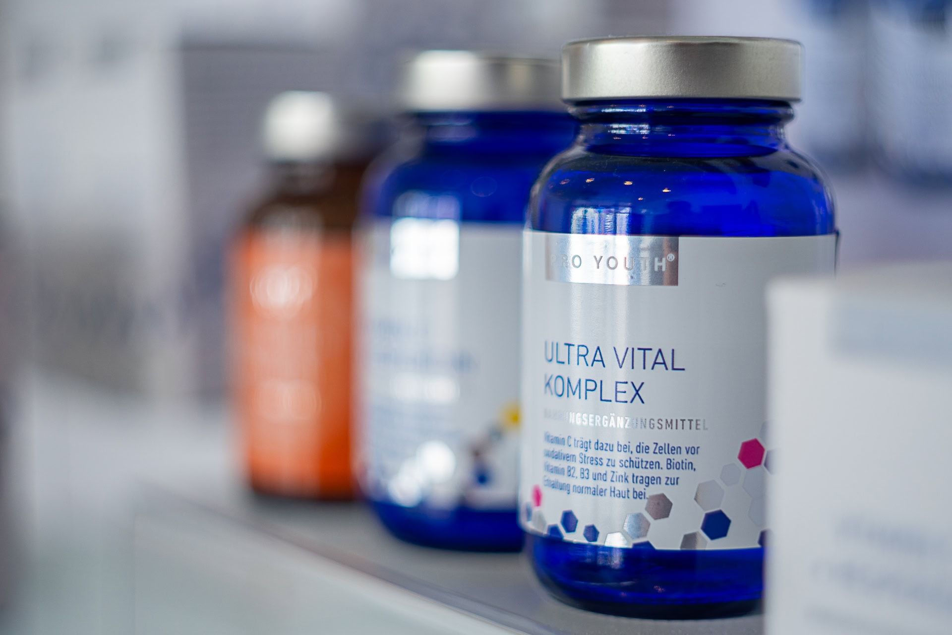 Kosmetikprodukte im Studio von Emotion Skin Care